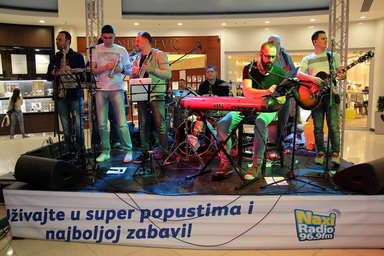 Marko Louis oduševio posetioce Shopping Night-a